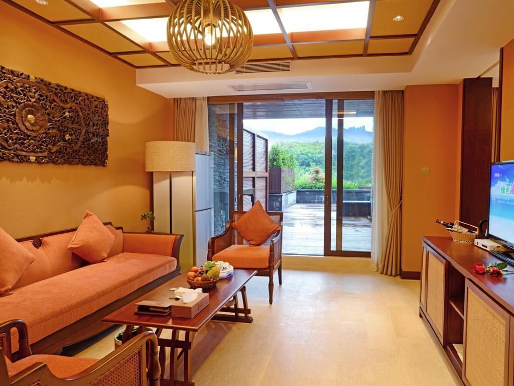 The Tang Hotel Hainan Mount Qixian Baoting Habitación foto