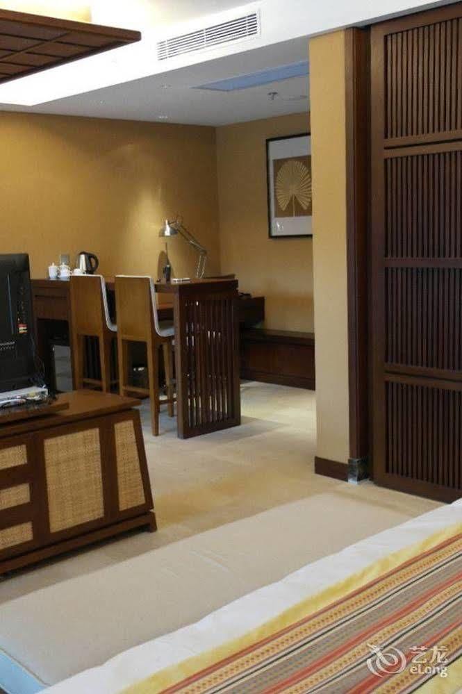 The Tang Hotel Hainan Mount Qixian Baoting Exterior foto
